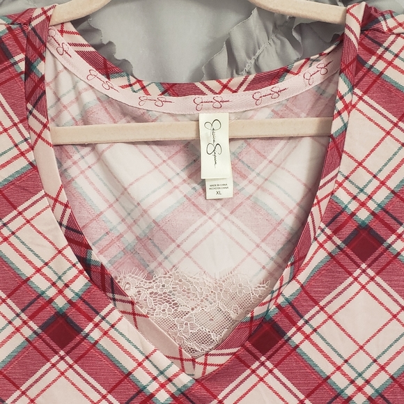 Jessica Simpson Holiday Top in size XL - Picture 4 of 4